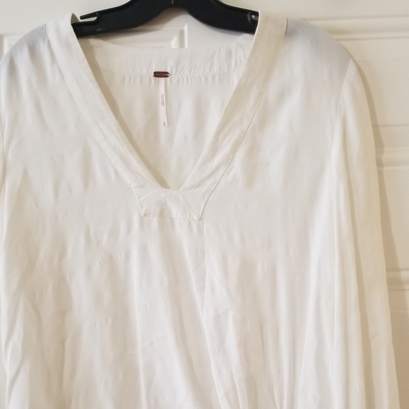 Free People V Neck Front Tie Bell Sleeve Cream Blouse Size Small - Picture 5 of 14